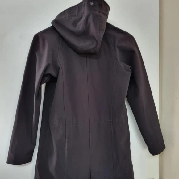 Lululemon Black Waterproof Jacket Size xs16" ptp - Picture 2 of 4